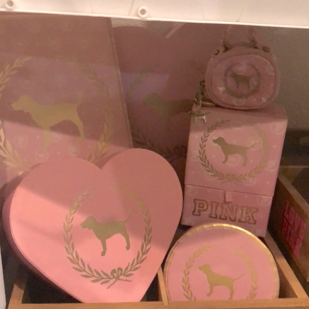 Pink collectors